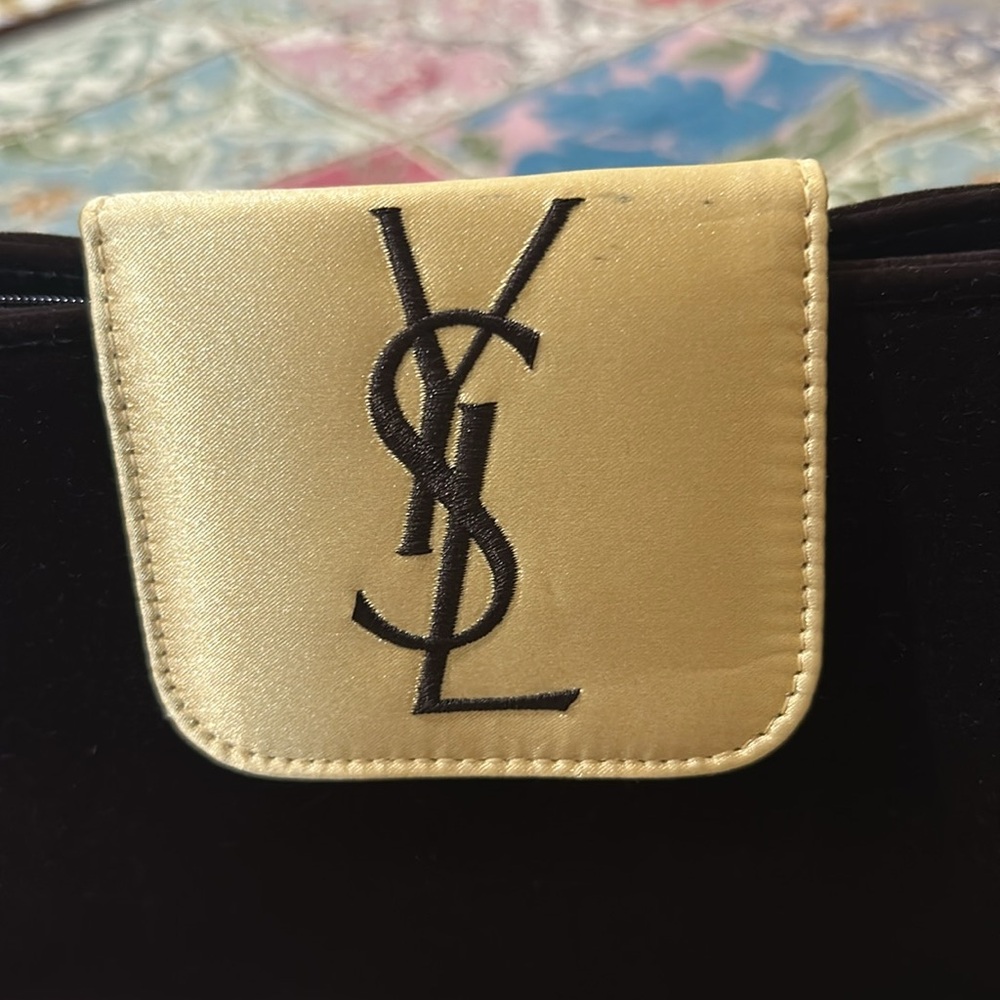 Vintage YSL Velvet Parfume Pouch - Picture 3 of 11